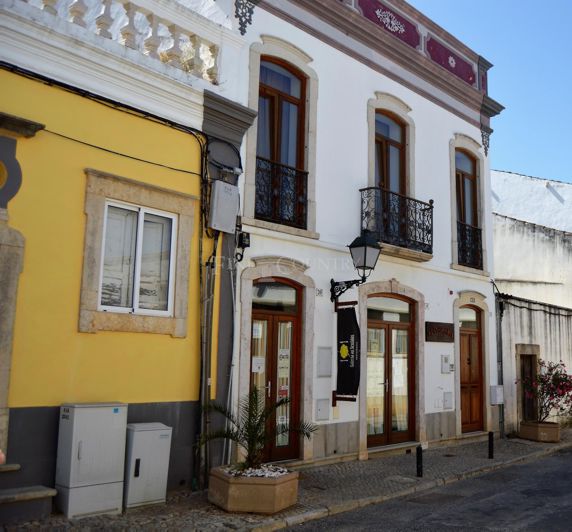 Image No.2-Propriété à vendre à Faro City