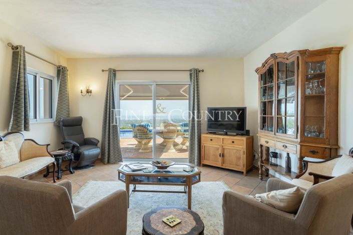 Image No.14-Villa de 6 chambres à vendre à Estói