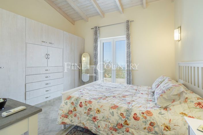 Image No.19-Villa de 6 chambres à vendre à Estói