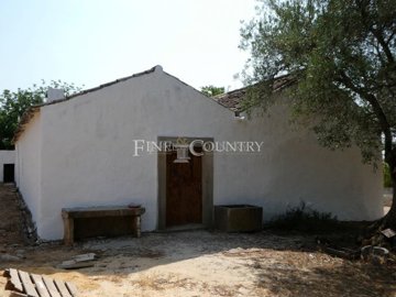 2104-144422-b952a8cbdbc2fd66601ce91bb265b9cce