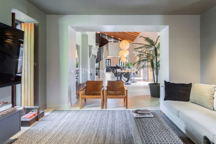 Image No.11-5 Bed Villa for sale