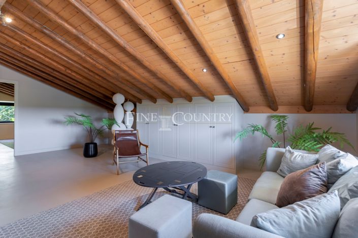 Image No.20-5 Bed Villa for sale