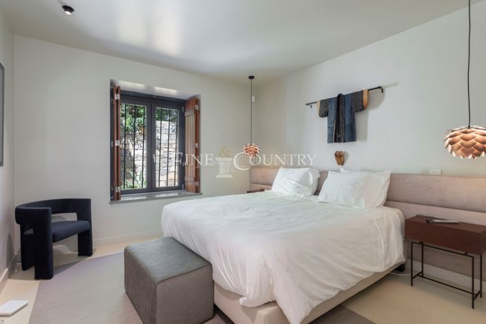 Image No.22-5 Bed Villa for sale