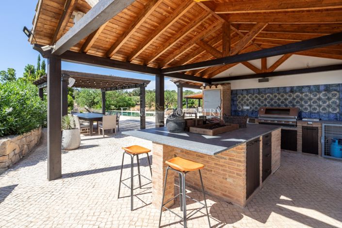 Image No.45-5 Bed Villa for sale