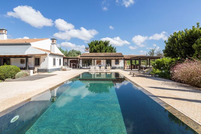 Image No.46-5 Bed Villa for sale