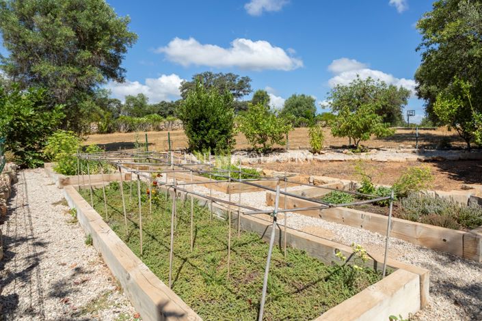 Image No.50-5 Bed Villa for sale