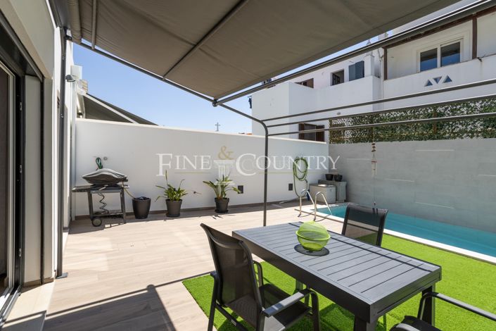 Image No.7-3 Bed Townhouse for sale