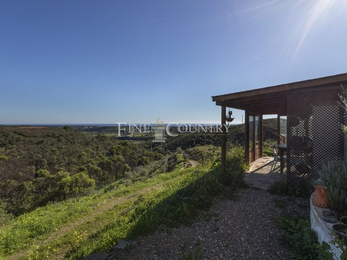 Image No.22-4 Bed Property for sale