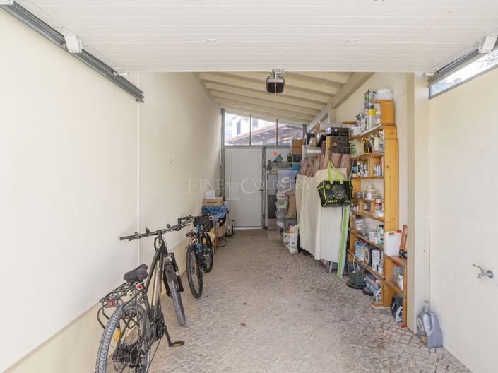 Image No.29-4 Bed Villa for sale