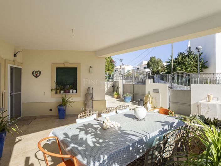 Image No.5-4 Bed Villa for sale