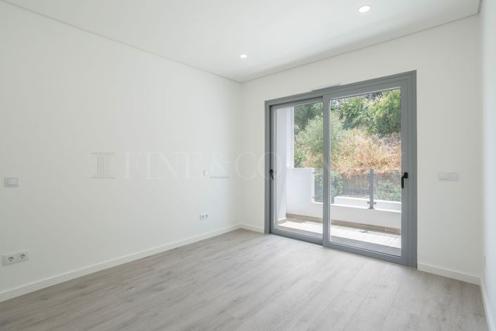 Image No.28-3 Bed Townhouse for sale