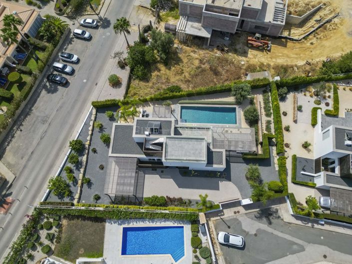 Image No.51-3 Bed Property for sale