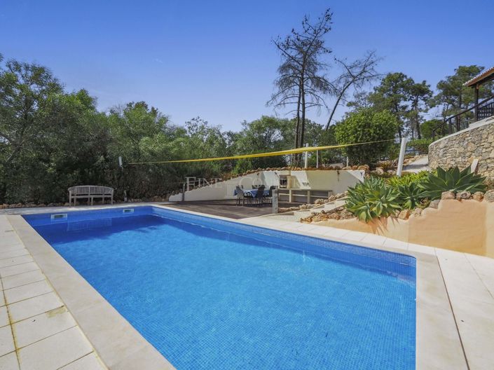 Image No.19-4 Bed Property for sale