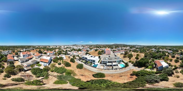 Image No.47-4 Bed Property for sale