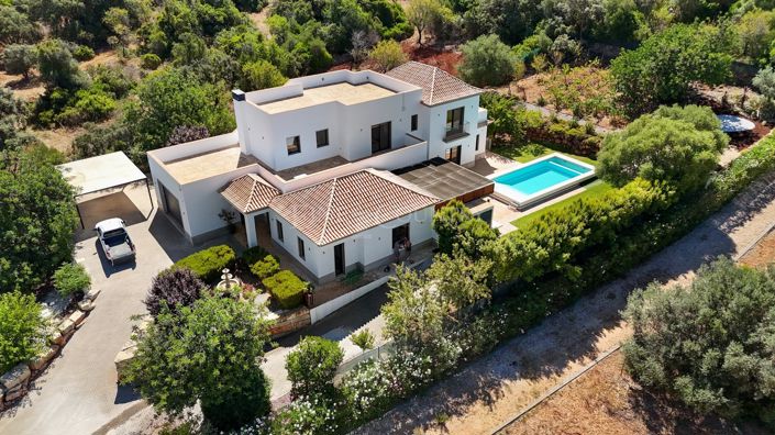 Image No.3-4 Bed Property for sale