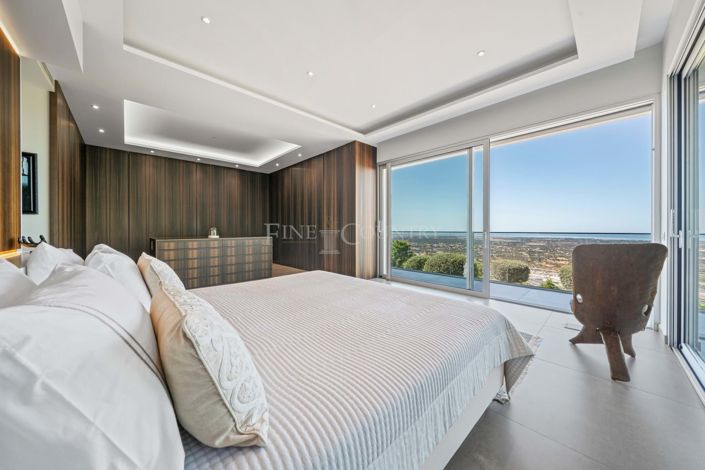 Image No.14-3 Bed Villa for sale