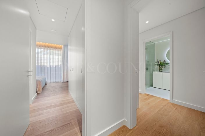 Image No.15-2 Bed Apartment for sale