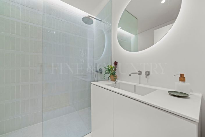 Image No.17-2 Bed Apartment for sale