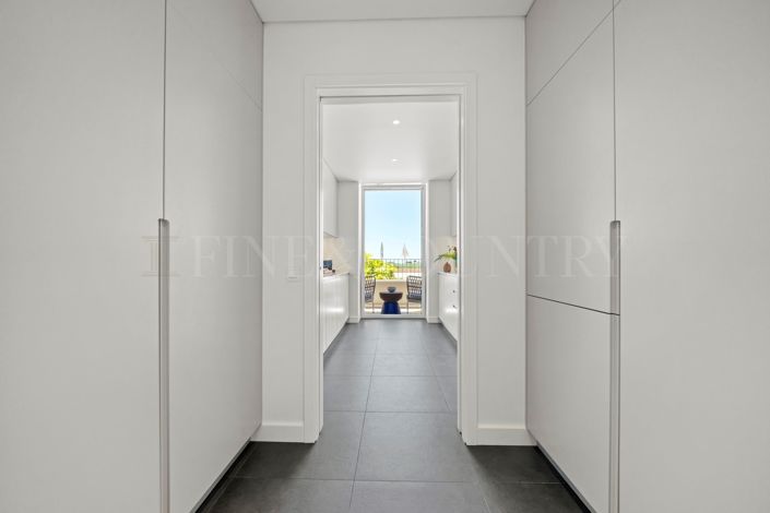 Image No.10-2 Bed Apartment for sale