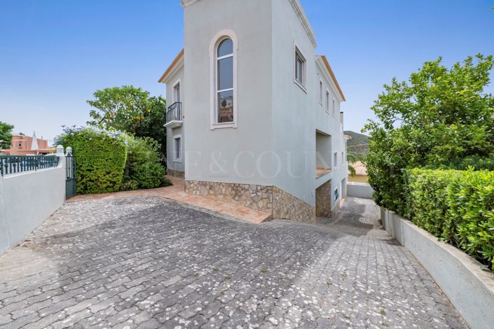Image No.48-5 Bed Villa for sale