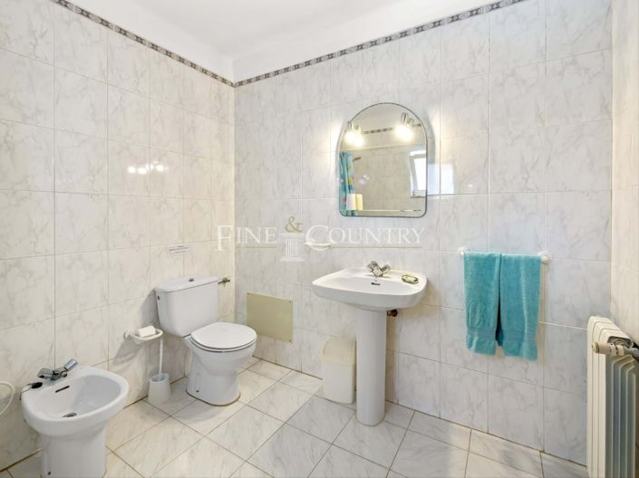 Image No.17-4 Bed Villa for sale