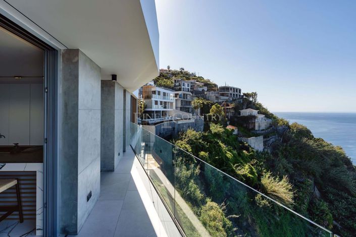 Image No.71-3 Bed Property for sale