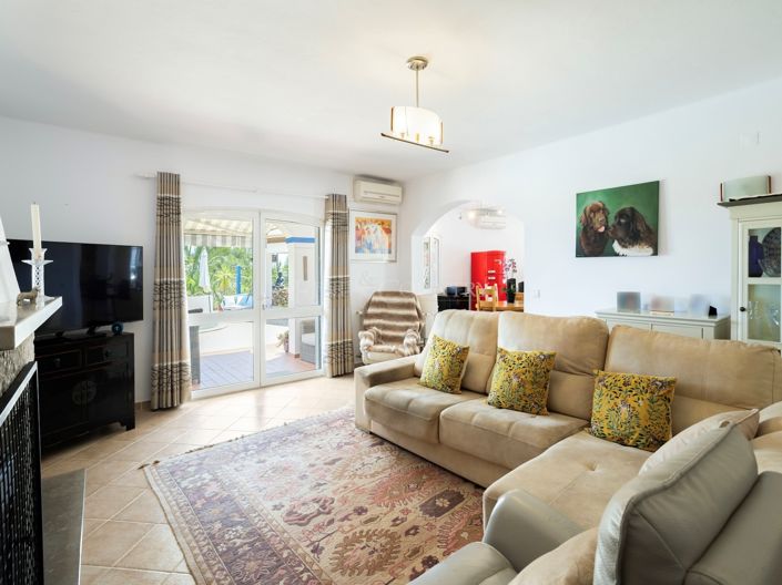 Image No.5-4 Bed Villa for sale