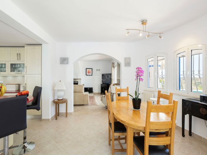 Image No.8-4 Bed Villa for sale