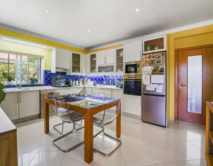 Image No.11-3 Bed Villa for sale