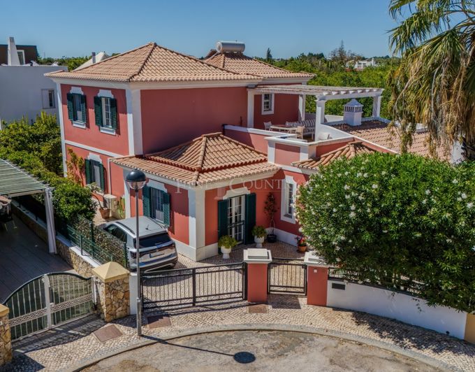 Image No.44-3 Bed Villa for sale