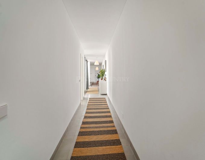 Image No.10-3 Bed Apartment for sale