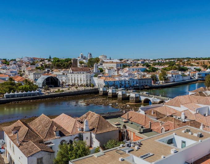 Image No.3-3 Bed Apartment for sale