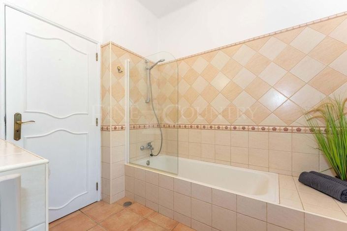 Image No.32-Propriété de 6 chambres à vendre à Carvoeiro