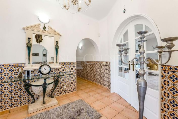 Image No.6-Propriété de 6 chambres à vendre à Carvoeiro