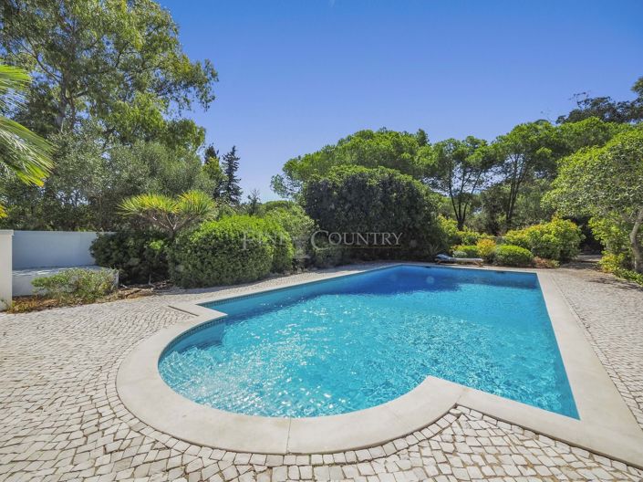 Image No.21-3 Bed Property for sale