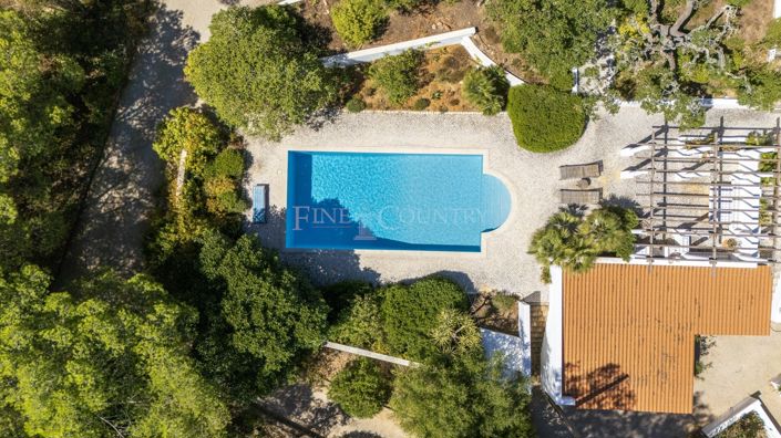 Image No.29-3 Bed Property for sale