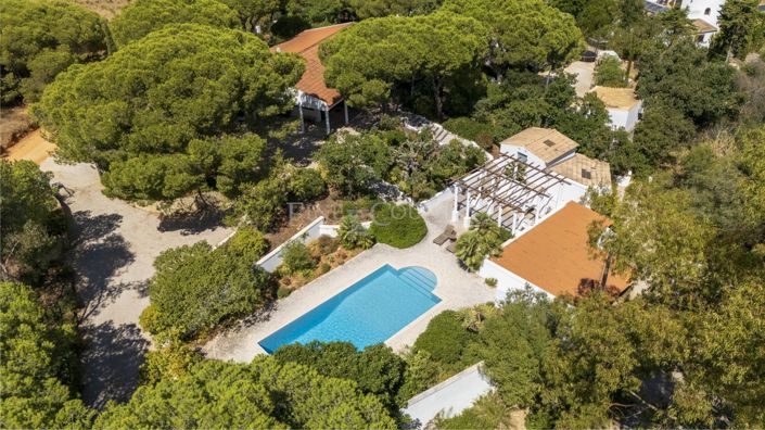 Image No.30-3 Bed Property for sale