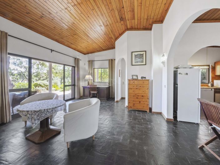 Image No.5-3 Bed Property for sale