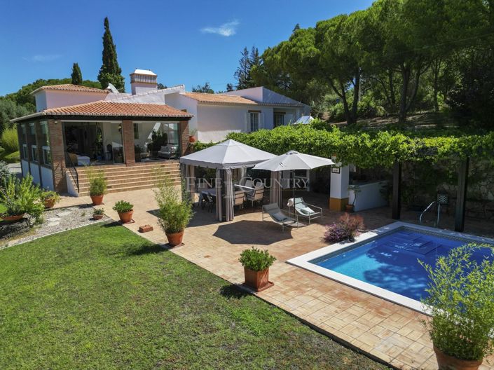 Image No.1-4 Bed Villa for sale