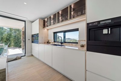 2104-358459-b952a8cbdbc2fd66601ce91bb265b9cce