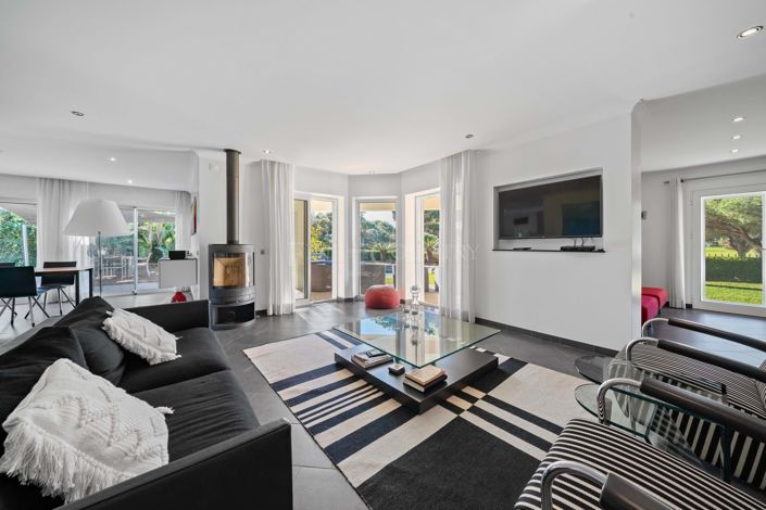 Image No.2-Villa de 4 chambres à vendre à Vilamoura