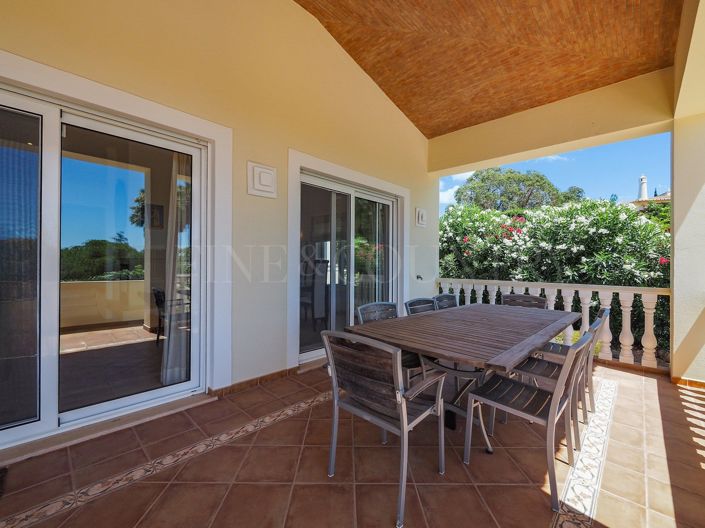 Image No.54-4 Bed Property for sale
