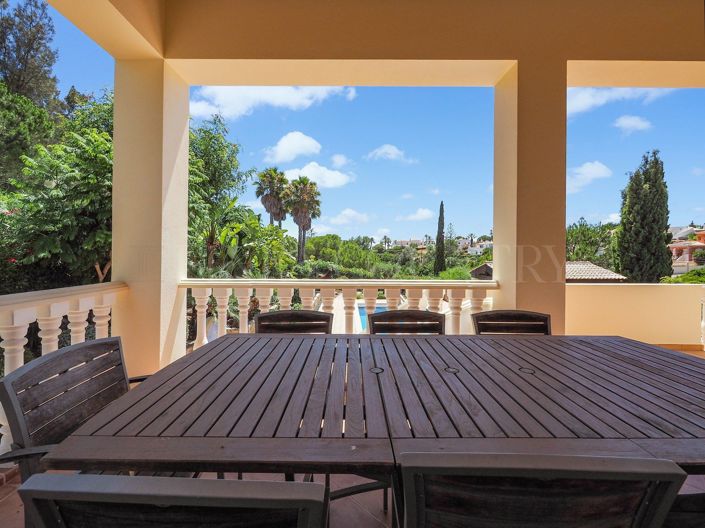 Image No.55-4 Bed Property for sale