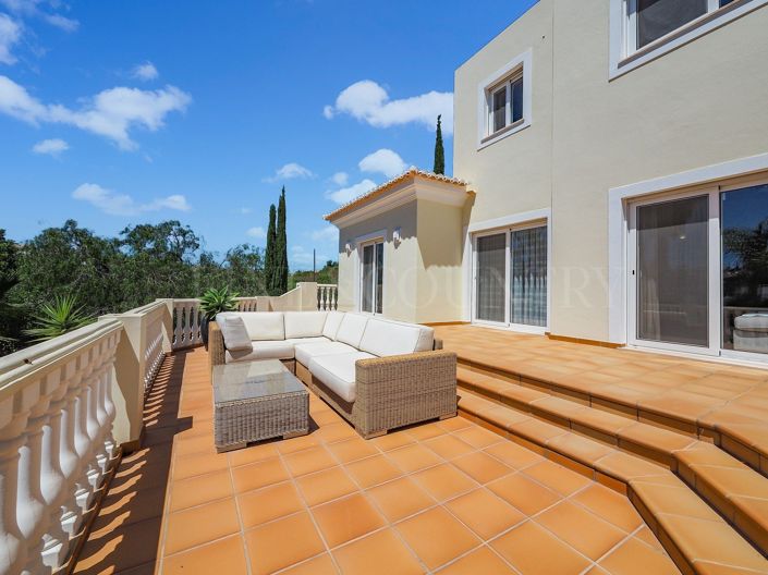 Image No.57-4 Bed Property for sale