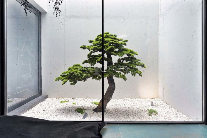 Image No.76-3 Bed Property for sale