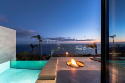 2104-352289-b952a8cbdbc2fd66601ce91bb265b9cce