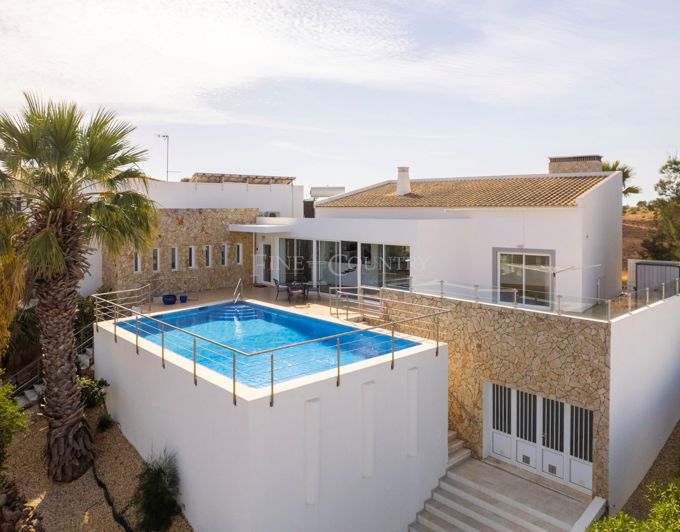 Image No.30-4 Bed Villa for sale