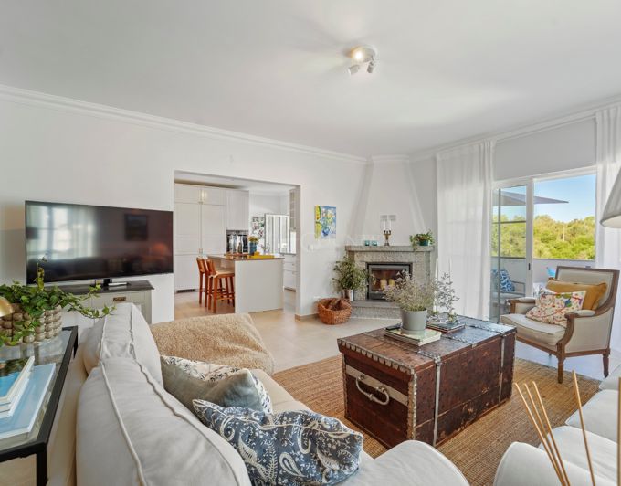 Image No.2-5 Bed Townhouse for sale