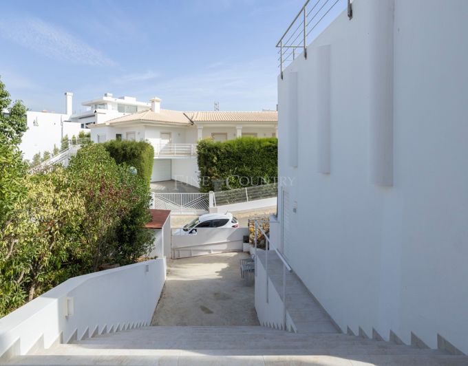 Image No.27-4 Bed Villa for sale