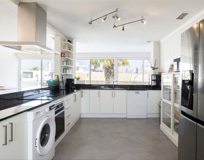 Image No.9-4 Bed Villa for sale